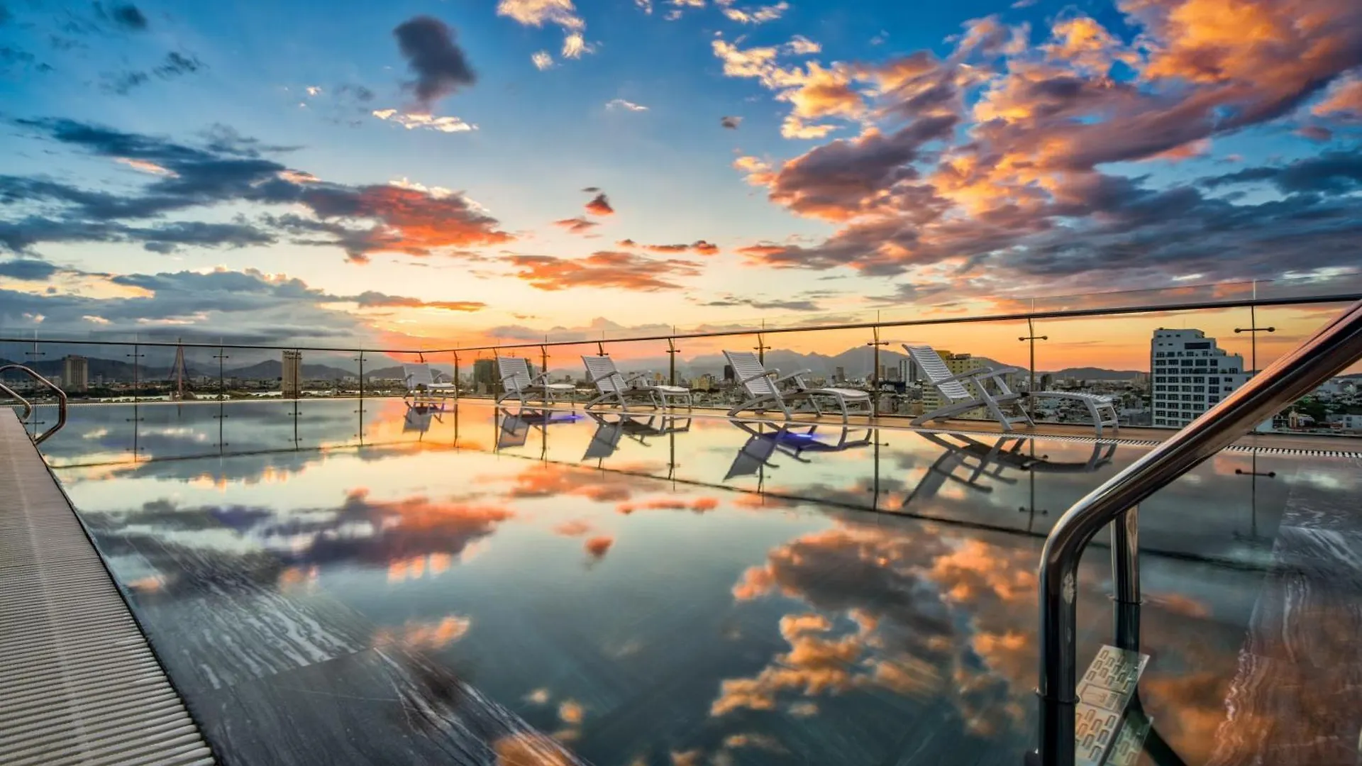 Aria Grand Hotel & Spa Da Nang